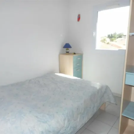 Apartment 2 Pieces Avec Piscine, Balcon, Parking Prive - - Fr-1-326-407 *