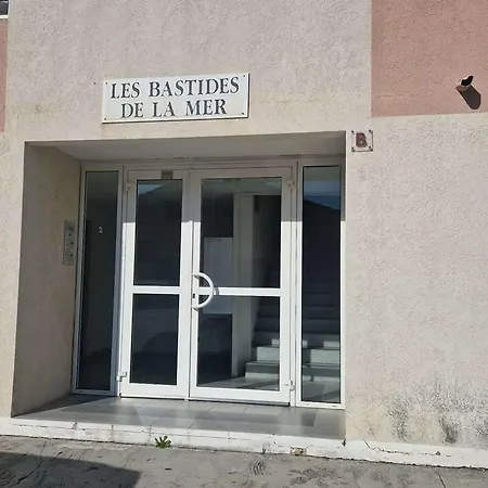 2 Pieces Avec Piscine, Balcon, Parking Prive - - Fr-1-326-407 Marseillan (Herault)